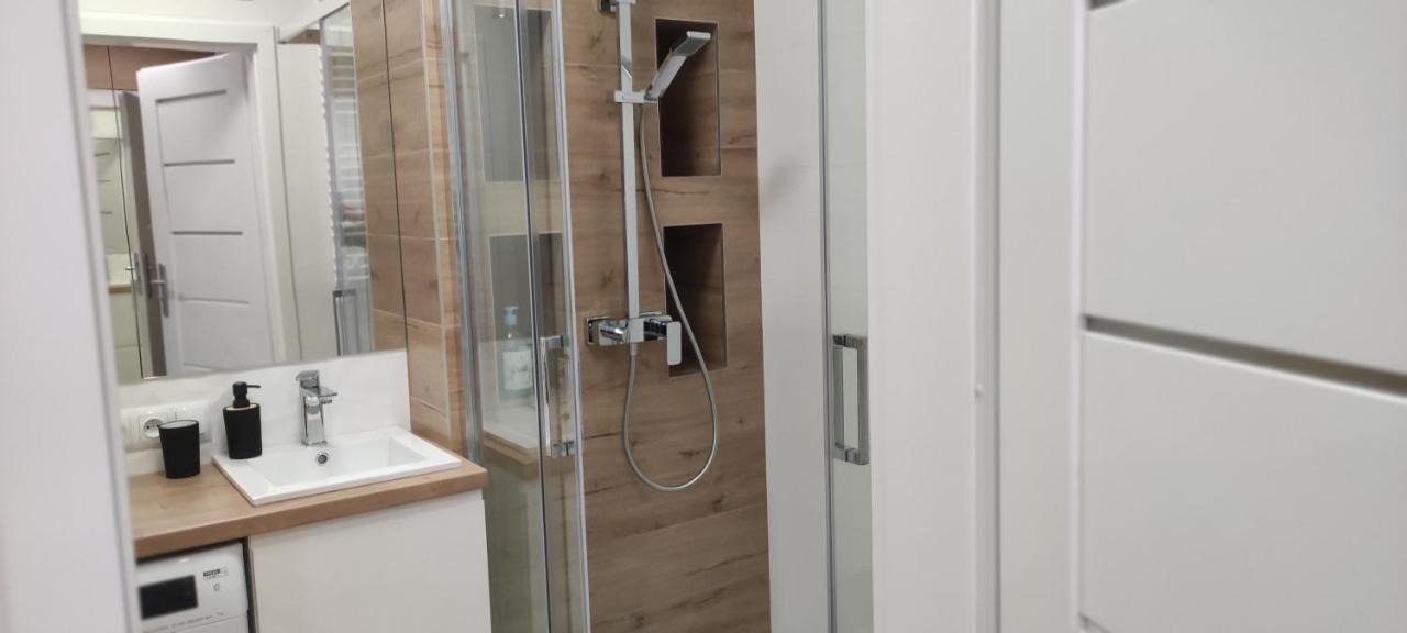 Apartament Przy Fabrycznym Λοτζ Εξωτερικό φωτογραφία